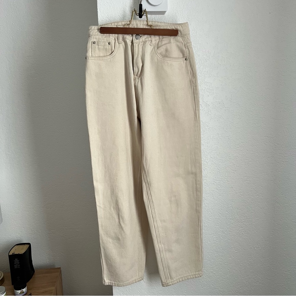 Cream Jeans